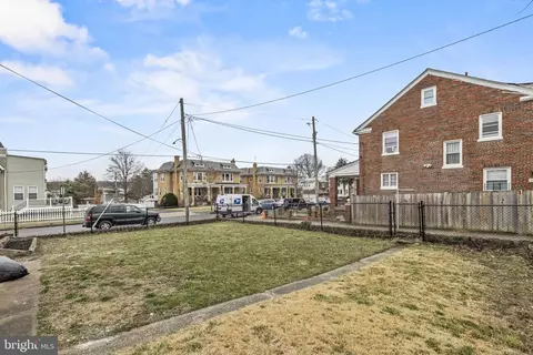Exterior - 600 Oglethorpe St NW, Washington, DC 20011 photo 6 of 7
