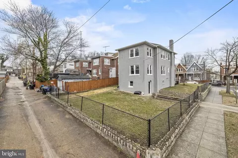Exterior - 600 Oglethorpe St NW, Washington, DC 20011 photo 7 of 7