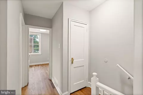 Entry Way - 4005 E Street St SE, Washington, DC 20019 photo 2 of 3