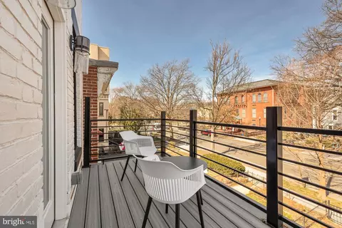 Exterior - 517 K St NE, Washington, DC 20002 photo 3 of 6