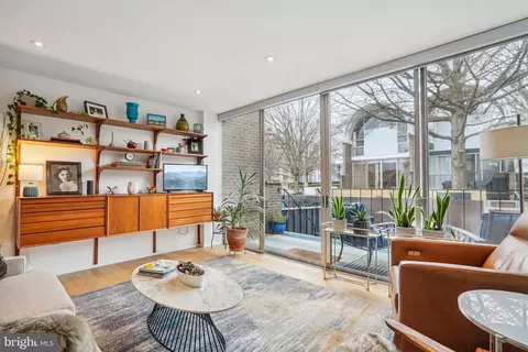 397 O St SW, Washington, DC 20024