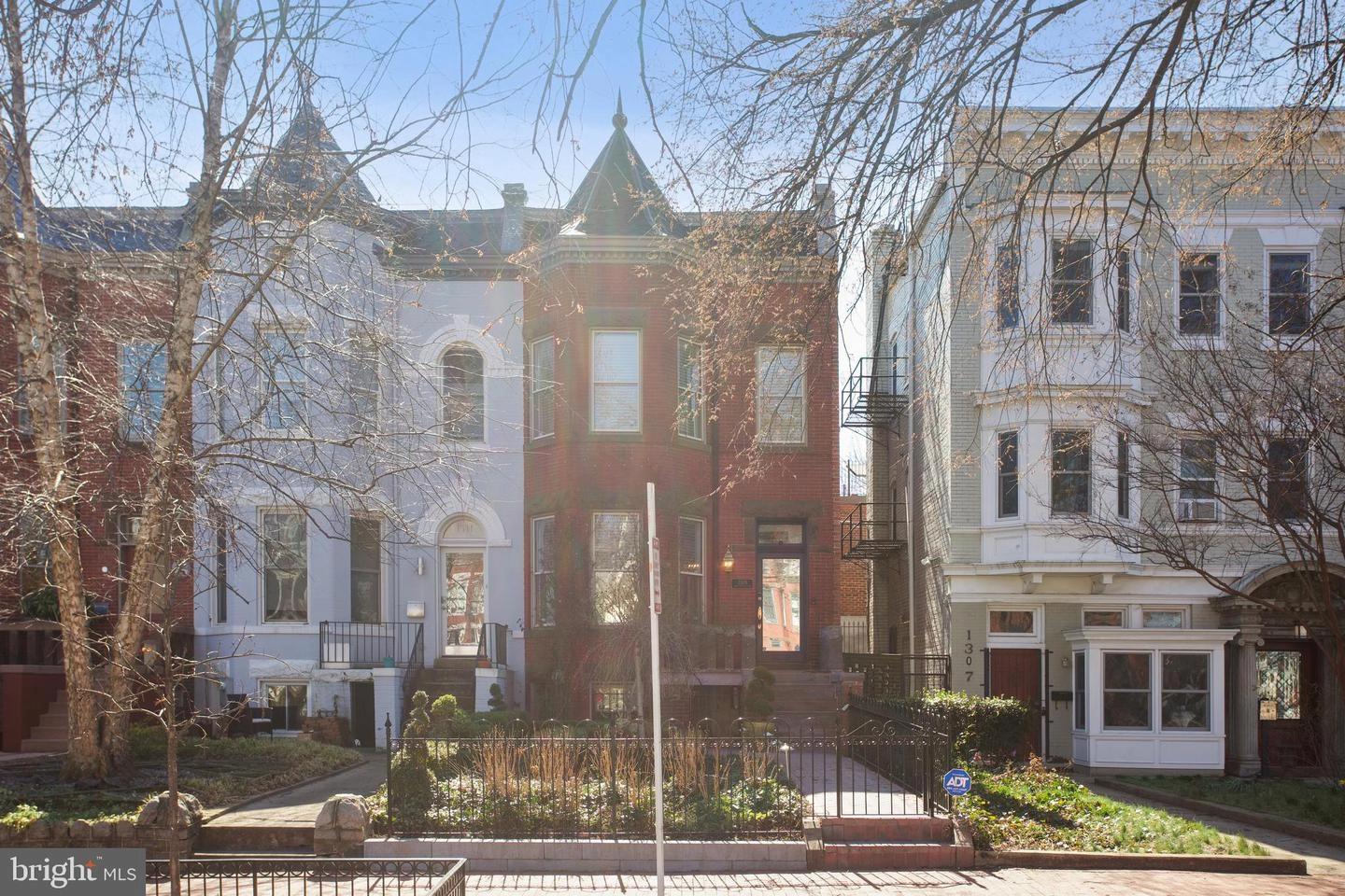 Exterior - 1309 E Capitol St SE, Washington, DC 20003 photo 6 of 7