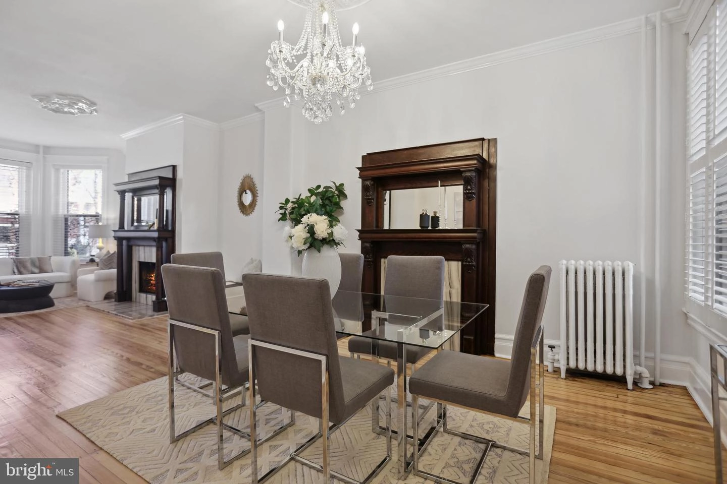 Dining - 1309 E Capitol St SE, Washington, DC 20003 photo 1 of 5