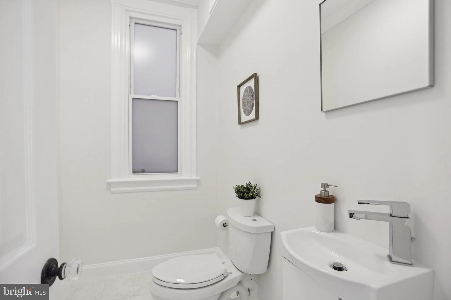 Bath - 1309 E Capitol St SE, Washington, DC 20003 photo 2 of 4