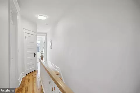 Entry Way - 1309 E Capitol St SE, Washington, DC 20003 photo 4 of 4