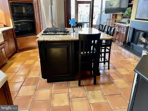 Kitchen - 1100 E Street St NE, Washington, DC 20002 photo 6 of 12