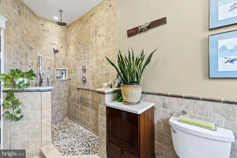 Bath - 1100 E Street St NE, Washington, DC 20002 photo 3 of 10