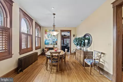 Dining - 1100 E Street St NE, Washington, DC 20002 photo 6 of 7