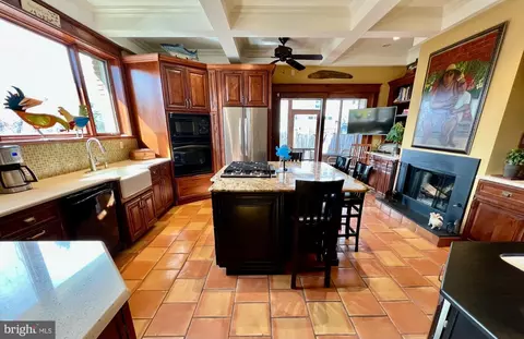 Kitchen - 1100 E Street St NE, Washington, DC 20002 photo 5 of 12