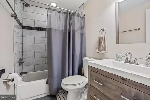Bath - 1536 E Capitol St NE, Washington, DC 20003 photo 4 of 4