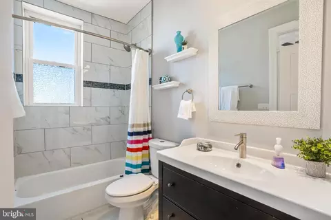 Bath - 1536 E Capitol St NE, Washington, DC 20003 photo 3 of 4