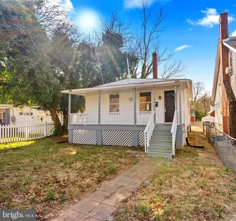 3305 E St SE, Washington, DC 20019