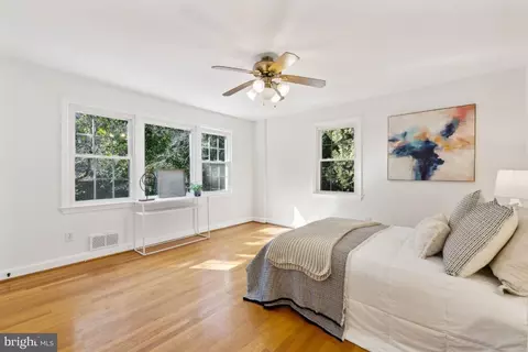 Bedroom - 4430 Hadfield Ln NW, Washington, DC 20007 photo 3 of 7
