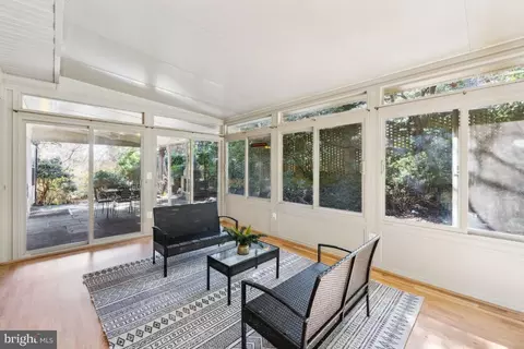 Exterior - 4430 Hadfield Ln NW, Washington, DC 20007 photo 4 of 12