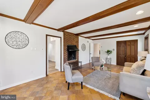 Living - 4430 Hadfield Ln NW, Washington, DC 20007 photo 6 of 10