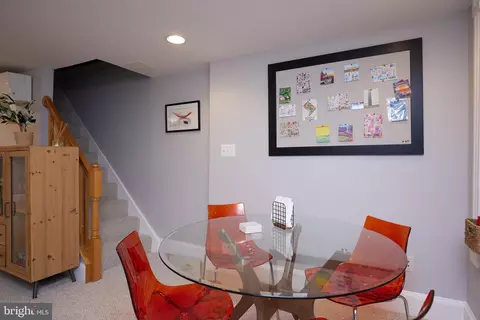 Dining - 913 7th St NE, Washington, DC 20002 photo 5 of 5