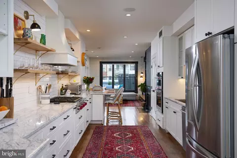 Kitchen - 913 7th St NE, Washington, DC 20002 photo 3 of 11