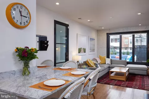 Dining - 913 7th St NE, Washington, DC 20002 photo 4 of 5