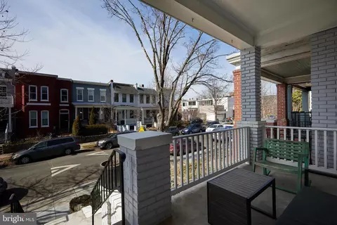 Exterior - 913 7th St NE, Washington, DC 20002 photo 2 of 12