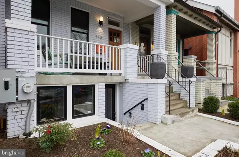 Exterior - 913 7th St NE, Washington, DC 20002 photo 10 of 12