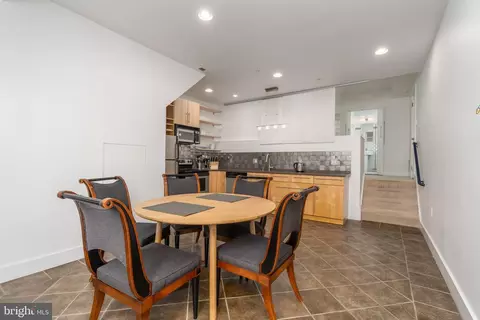 Dining - 2139 Tunlaw Rd NW, Washington, DC 20007 photo 11 of 11