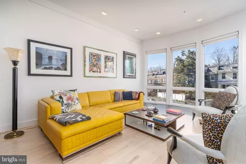 Living - 2139 Tunlaw Rd NW, Washington, DC 20007 photo 1 of 2