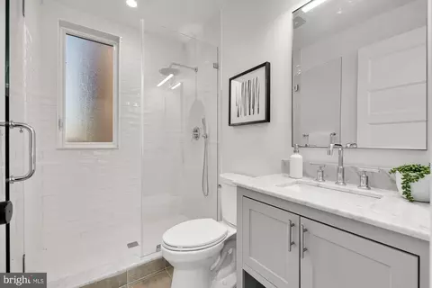 Bath - 2718 4th St NE #2, Washington, DC 20002 photo 5 of 6