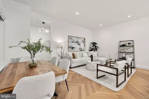 Dining - 2718 4th St NE #2, Washington, DC 20002 photo 2 of 4