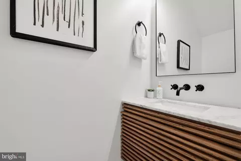 Bath - 2718 4th St NE #1, Washington, DC 20002 photo 1 of 6