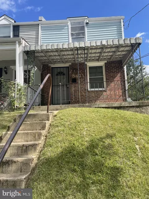 847 51st St NE, Washington, DC 20019