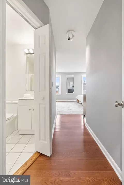 Entry Way - 1159 5th St NE, Washington, DC 20002 photo 3 of 5