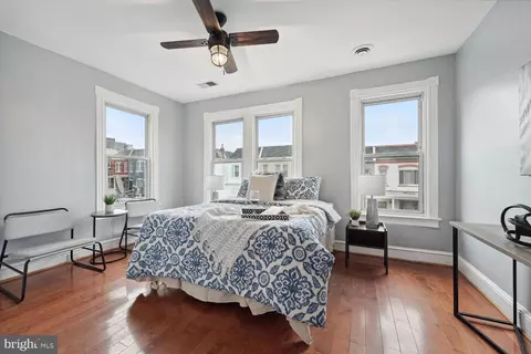 Bedroom - 735 Gresham Pl NW, Washington, DC 20001 photo 1 of 4