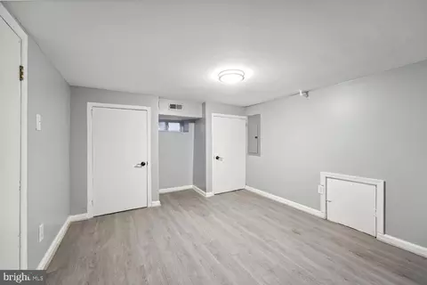 Bedroom - 735 Gresham Pl NW, Washington, DC 20001 photo 4 of 4