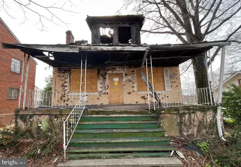 3105 Douglas St NE, Washington, DC 20018