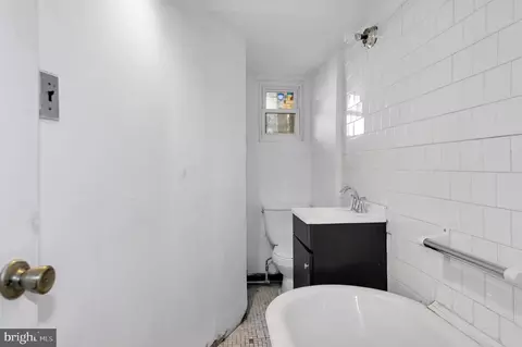Bath - 1422 C St NE, Washington, DC 20002 photo 5 of 5