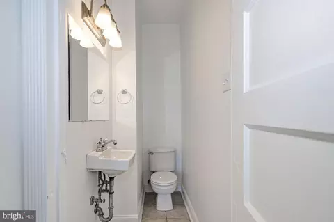 Bath - 1422 C St NE, Washington, DC 20002 photo 1 of 5