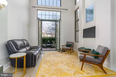 Living - 910 M St NW #112, Washington, DC 20001 photo 1 of 1