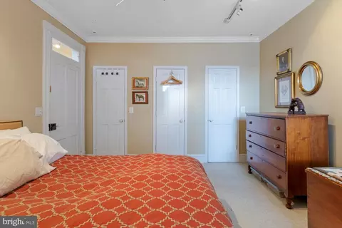 Bedroom - 315 9th St SE, Washington, DC 20003 photo 4 of 4