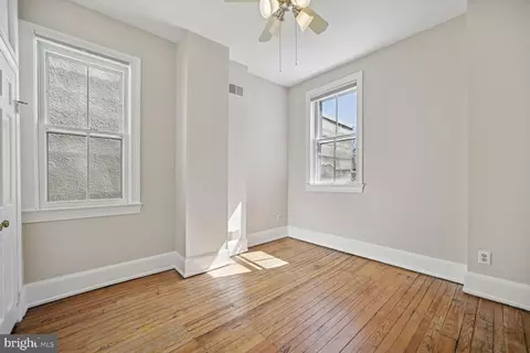 1115 C St SE, Washington, DC 20003 photo 10