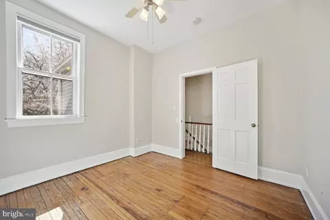 1115 C St SE, Washington, DC 20003 photo 15