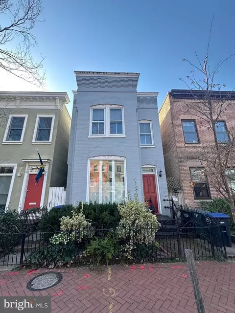 1115 C St SE, Washington, DC 20003 photo 2