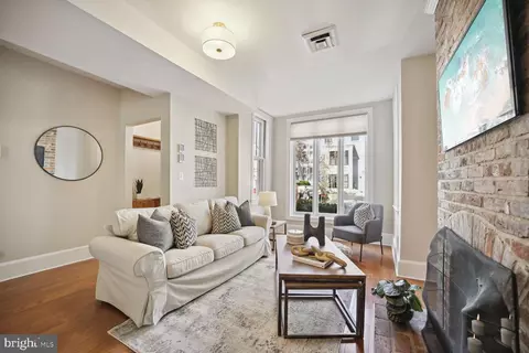 1115 C St SE, Washington, DC 20003 photo 5