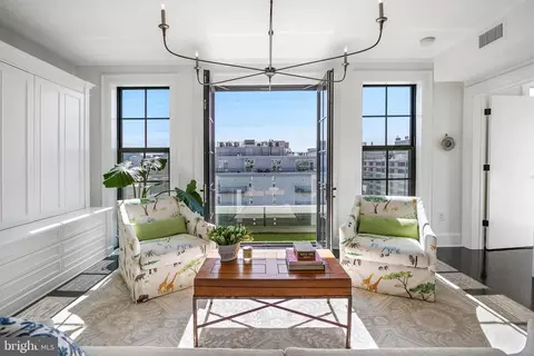 1011 M St NW #902, Washington, DC 20001