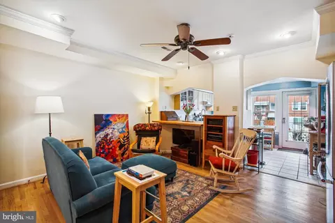 Living - 522 23rd Pl NE, Washington, DC 20002 photo 1 of 1