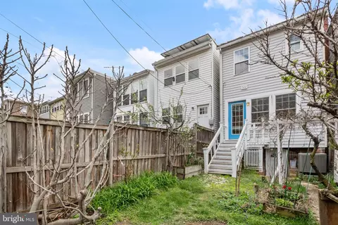 Exterior - 522 23rd Pl NE, Washington, DC 20002 photo 9 of 11