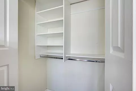 4100 W Street St NW #213, Washington, DC 20007 photo 24