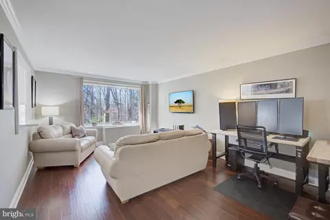 4100 W Street St NW #213, Washington, DC 20007 photo 4