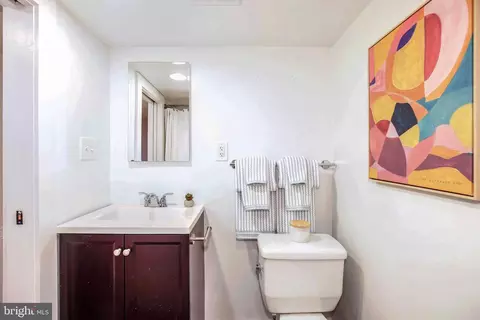 902 8th St NE, Washington, DC 20002 photo 40