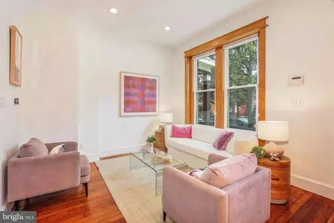 902 8th St NE, Washington, DC 20002 photo 4