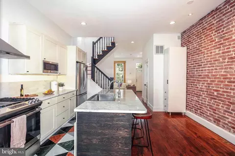 902 8th St NE, Washington, DC 20002 photo 13